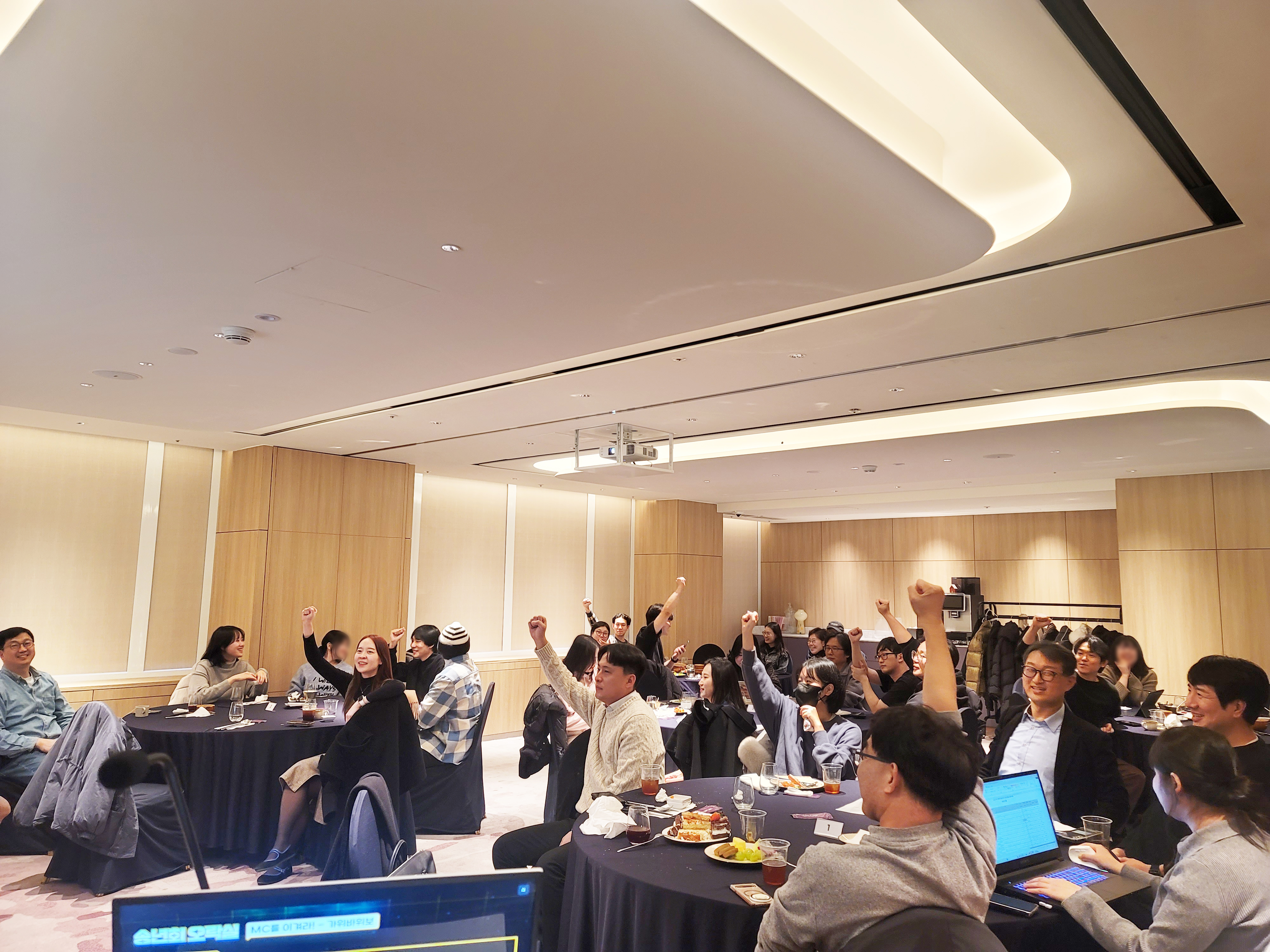 대표님도 입사자도 참을 수 없는 팀전의 승부욕!